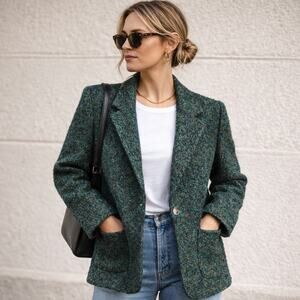 Vintage W.L.B.W. Green Bouclé Blazer Women’s 10 Made in USA Wool Blend